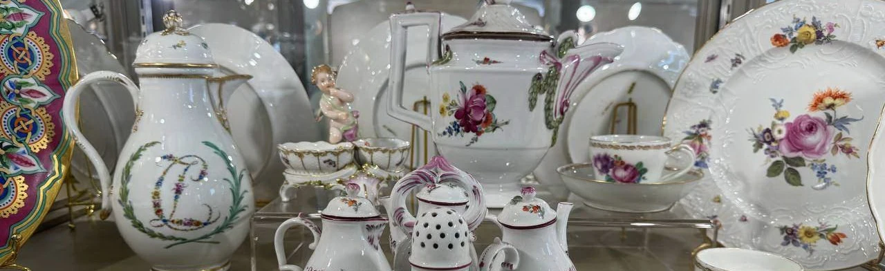 Постер Экскурсия по Открытому хранению фарфора и стекла в Нижнем Новгороде