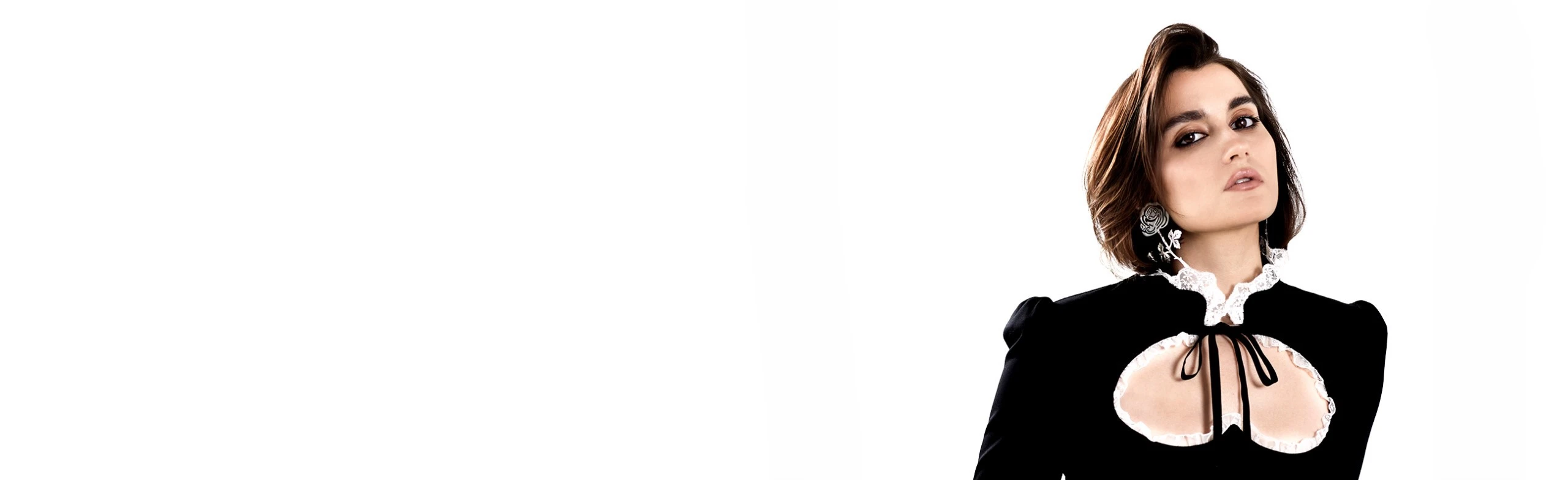 Постер Mona в Нижнем Новгороде