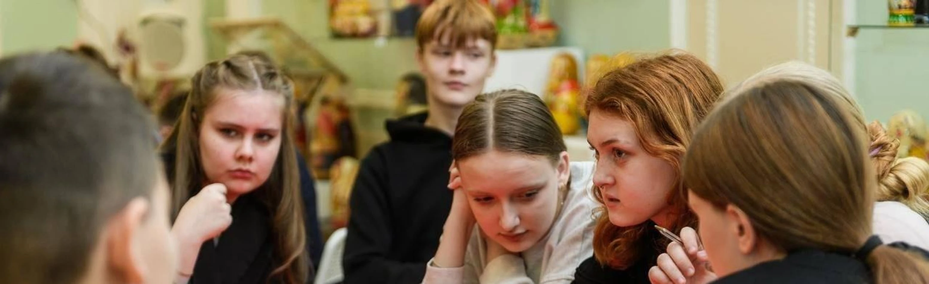 Постер Угадай мелодию. Песни военных лет. Песни Победы. Музыкальная игра в Нижнем Новгороде