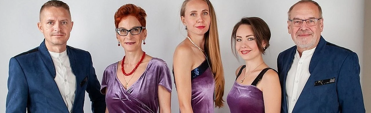 Постер За 60 минут вокруг света в Новосибирске