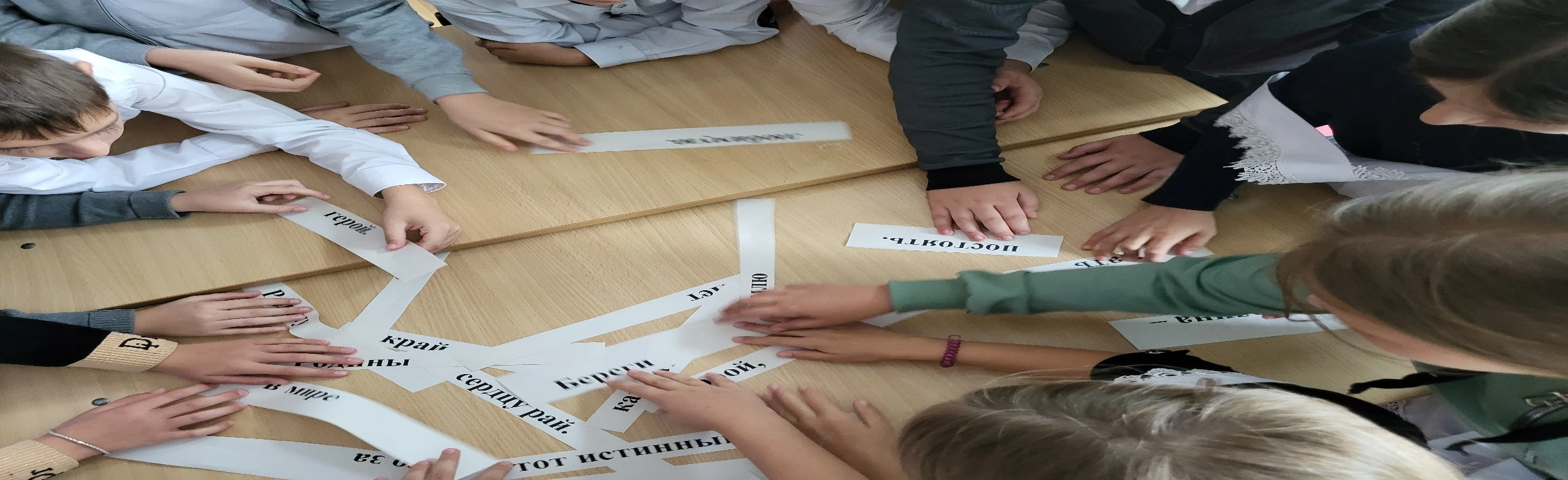 Постер Квиз, плиз. Интеллектуальная игра в Ростове-на-Дону