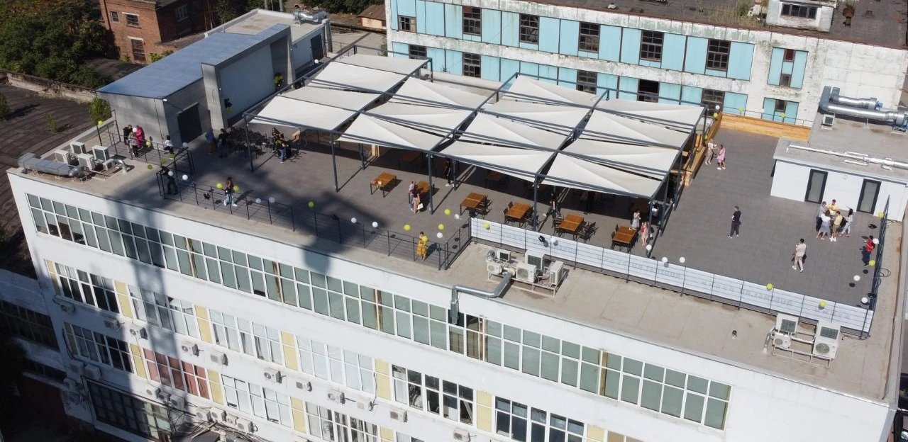 Постер площадки Крыша Рубин