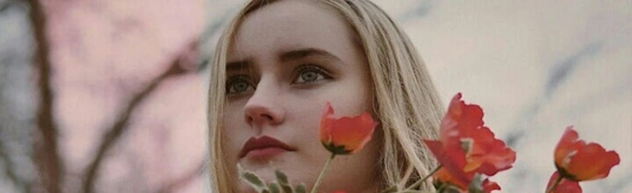 Постер Элли на маковом поле в Ростове-на-Дону