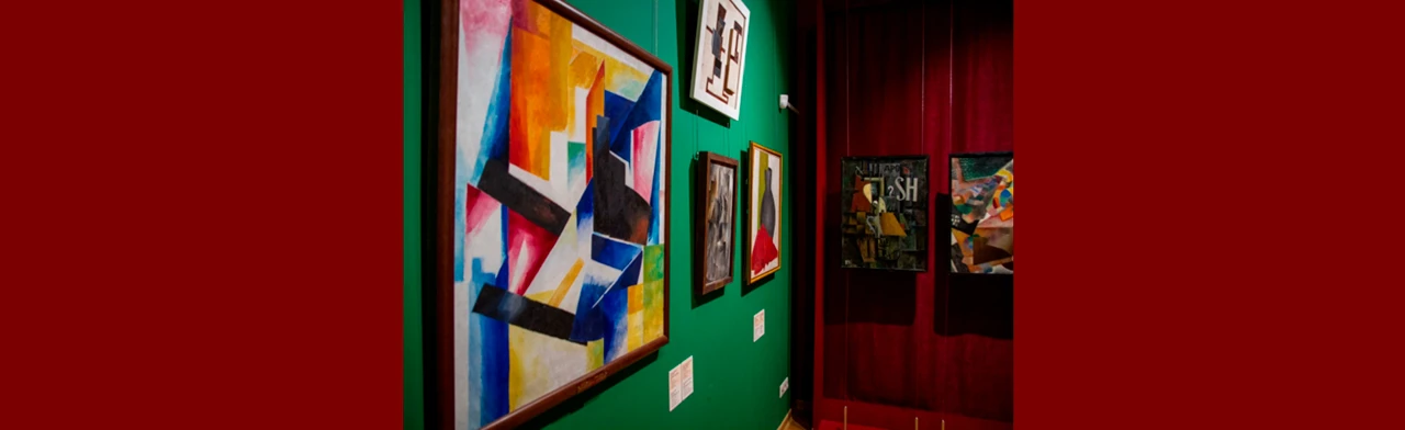 Постер Прогулки по галерее в Саратове