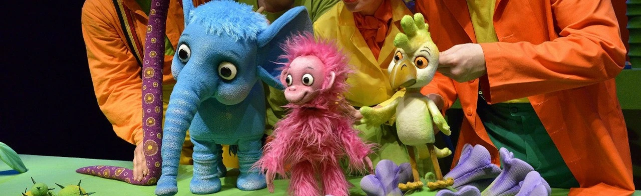 Постер 38 попугаев