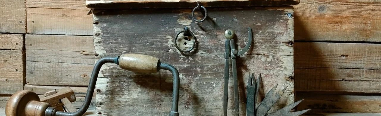 Постер Реликвии семьи Чапаевых. Экскурсия в Саратове