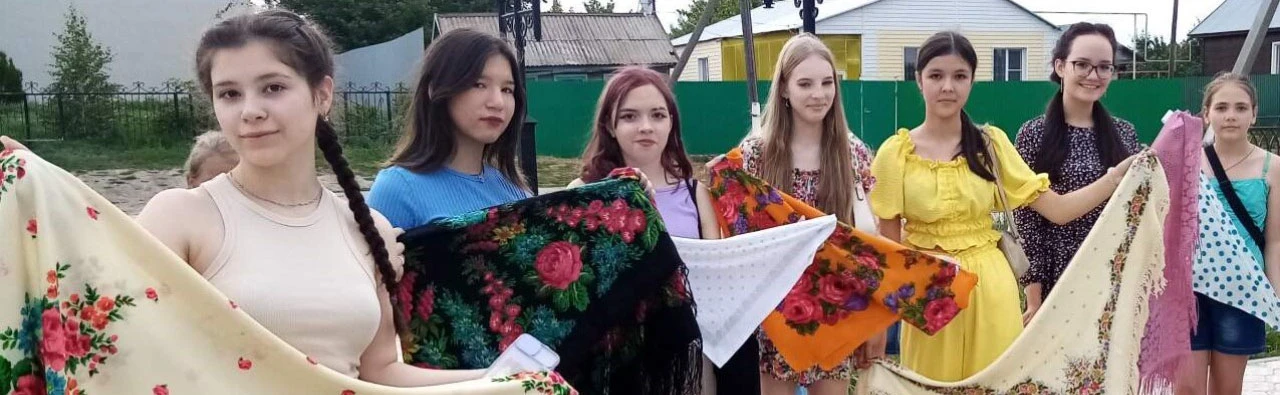 Постер Тайны народов России в Саратове