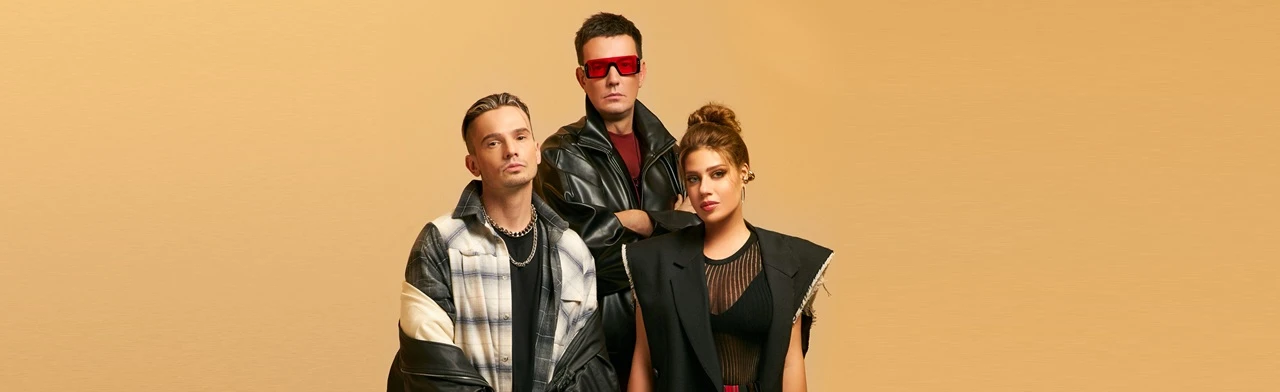 Постер 5sta Family