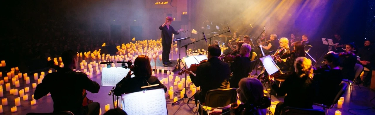 Постер Мировые хиты классики в сиянии тысячи свечей