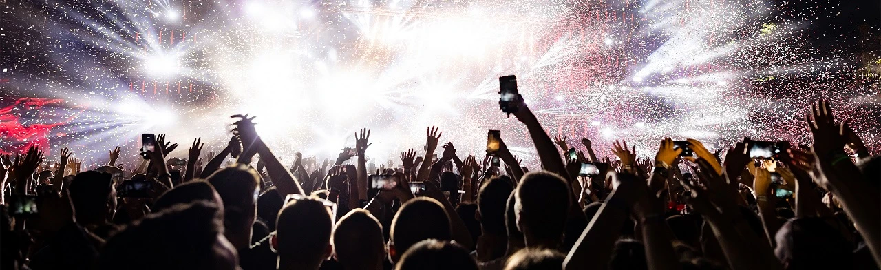 Постер Тролль Гнёт Ель (Смоленск)