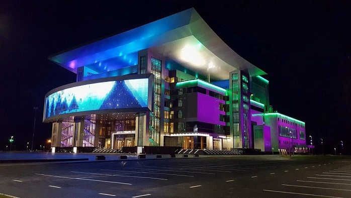 Постер ДИ Нефтяник (Сургут)