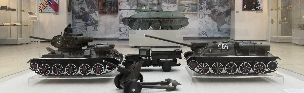 Постер "Великому подвигу посвящается…" Всероссийская выставка произведений художников-любителей и народных мастеров, посвящённая 80-летию Победы в Великой Отечественной войне 1941-1945 годов в рамках Всероссийского фестиваля "Салют Победы"