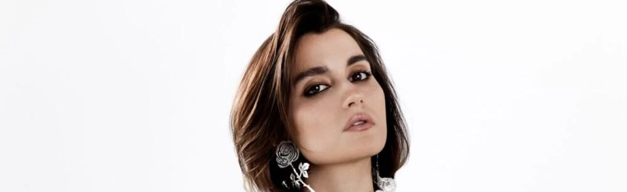 Постер Mona в Уфе