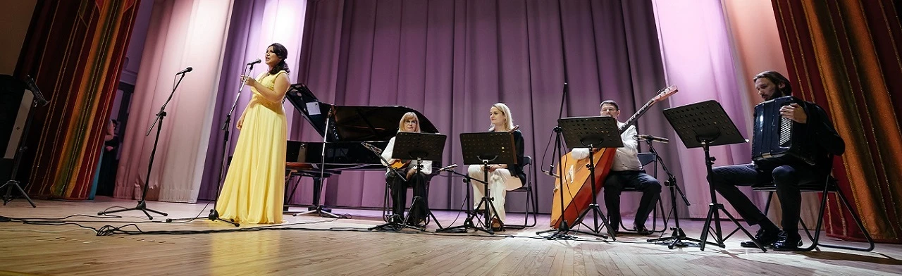 Постер Со мною вот что происходит в Ульяновске