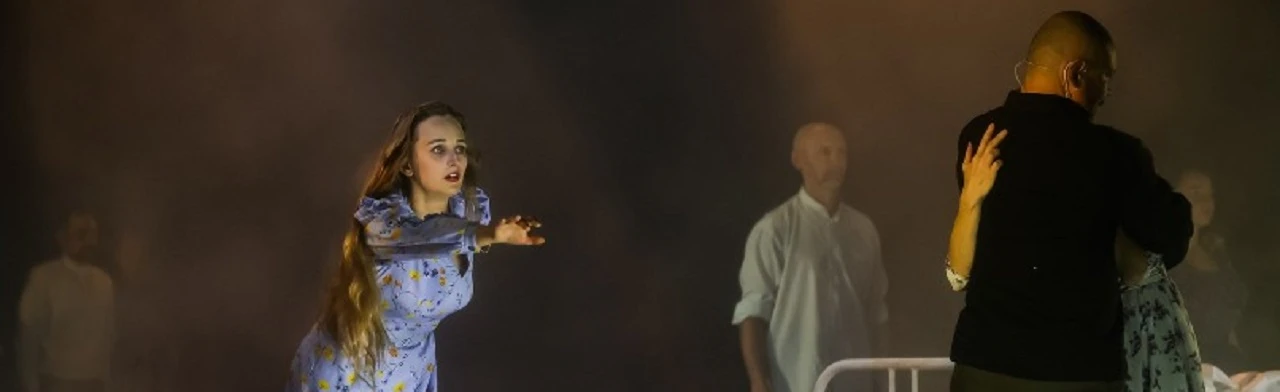 Постер Разговор у реки