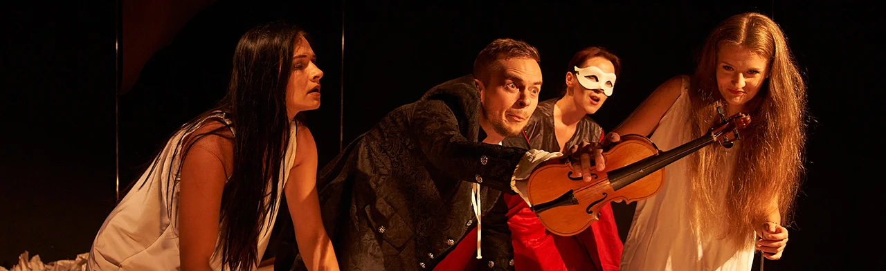 Постер Призраки Додо или 13 историй о любви