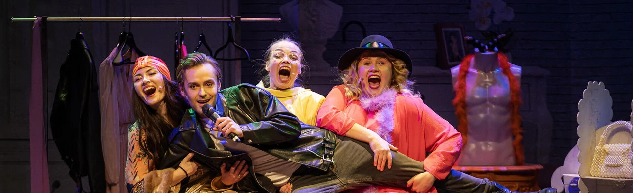 Постер Секс в большом городе по-русски